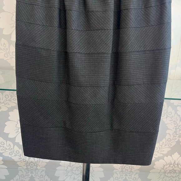 BOSS / HUGO BOSS Pinstriped Cap Sleeve Little Black Dress - Picture 4 of 8